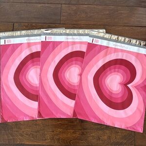 20 Pack - 14x17” XL Beautiful Pink Heart Poly Mailers